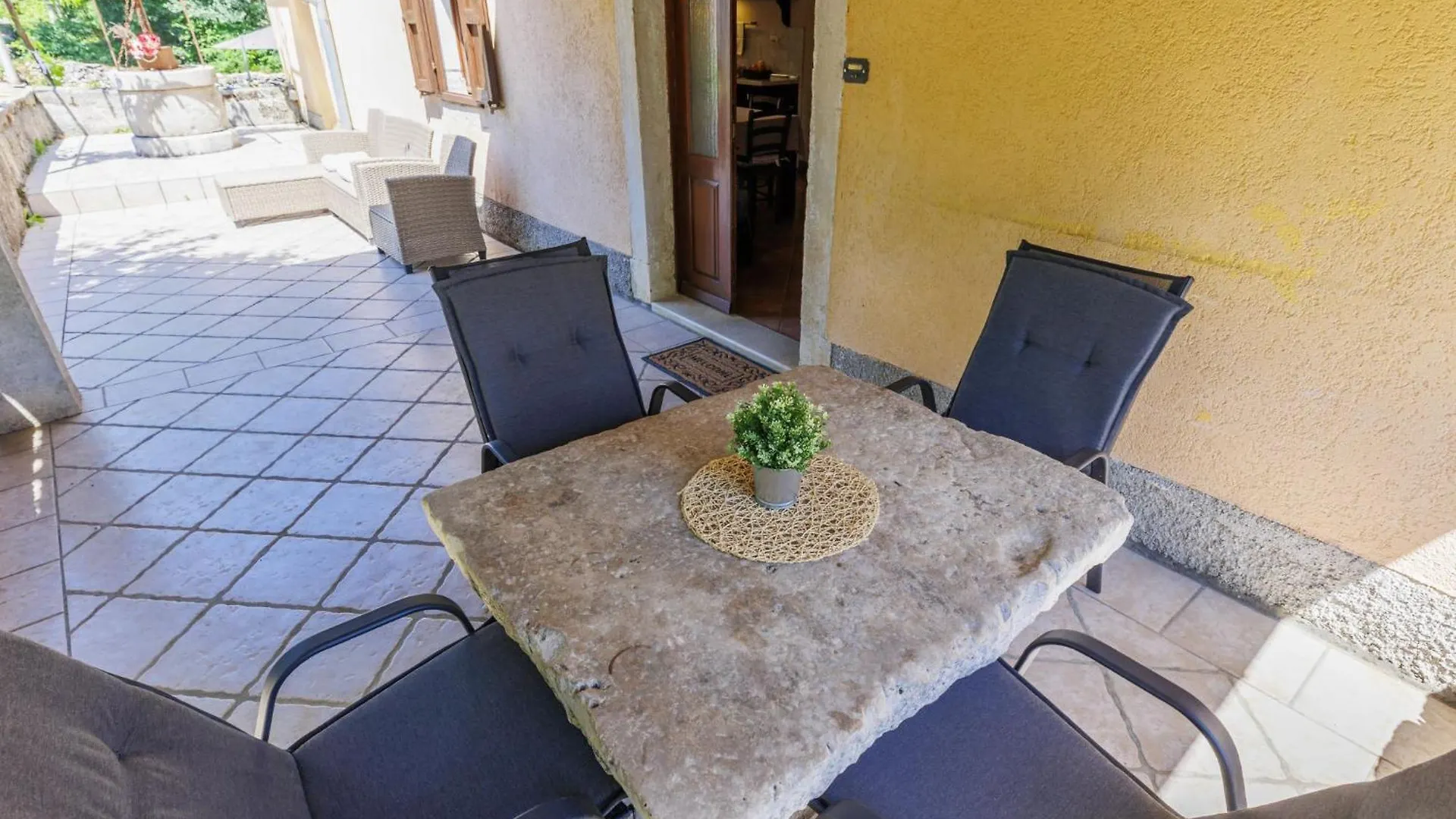 Holiday Home Nino - Lbn305 By Interhome Kršan